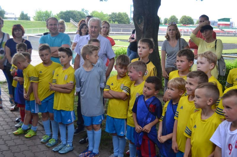 Najmłodsi piłkarze Orła Kolno zakończyli oficjalnie swój sezon piłkarski 2015/2016.
