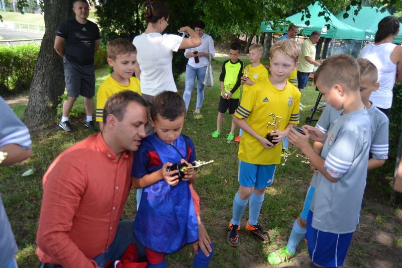 Najmłodsi piłkarze Orła Kolno zakończyli oficjalnie swój sezon piłkarski 2015/2016.
