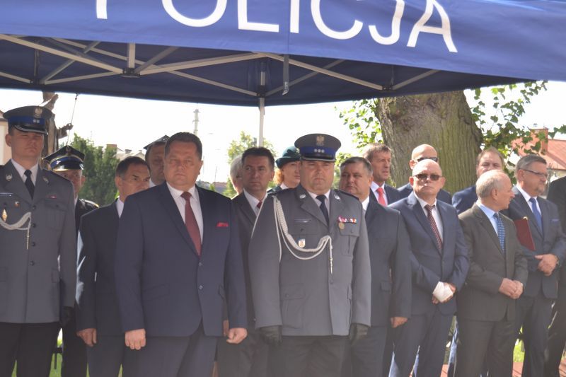 Święto policji w Kolnie. Awanse i odznaczenia przy asyście kompanii honorowej (zobacz zdjęcia)