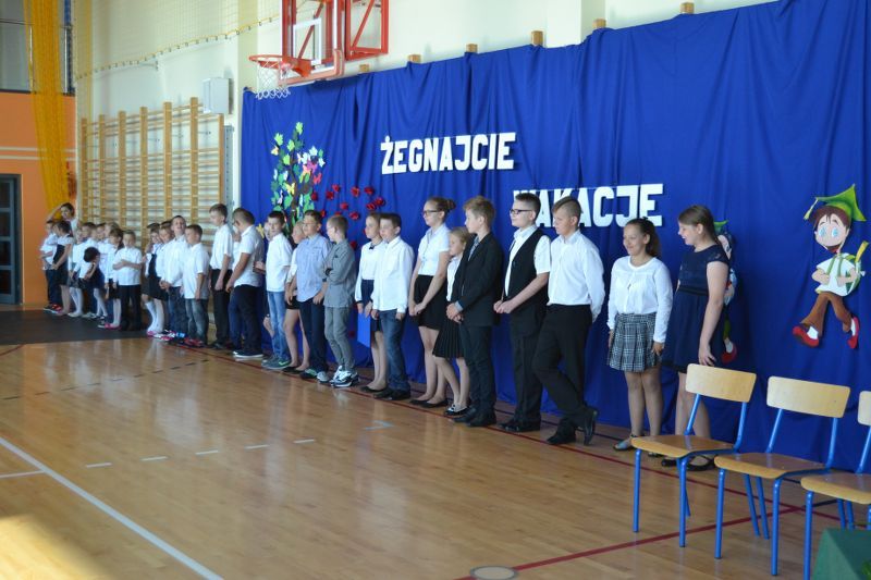Zobacz zdjęcia z rozpoczęcia roku szkolnego w kolneńskich placówkach
