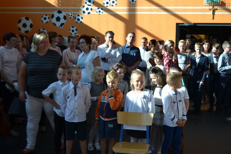 Zobacz zdjęcia z rozpoczęcia roku szkolnego w kolneńskich placówkach