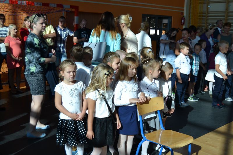 Zobacz zdjęcia z rozpoczęcia roku szkolnego w kolneńskich placówkach