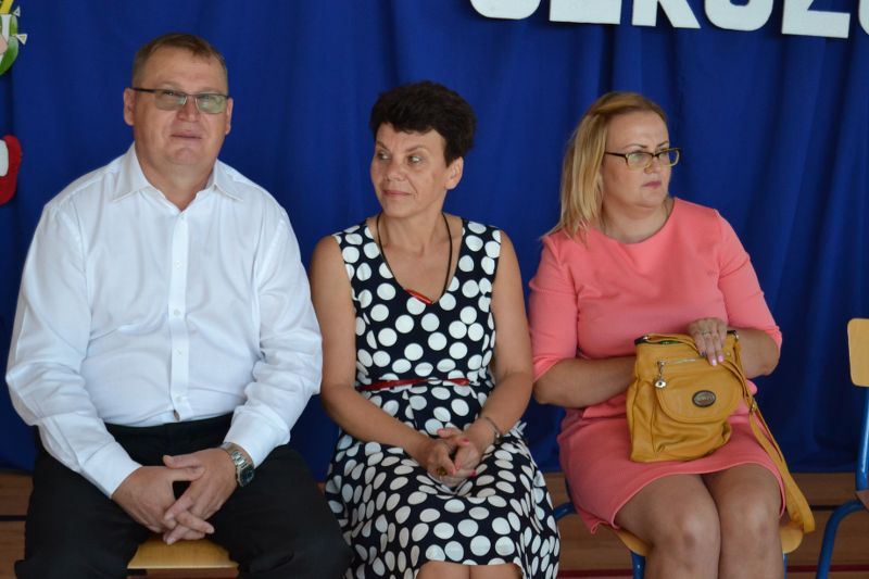 Zobacz zdjęcia z rozpoczęcia roku szkolnego w kolneńskich placówkach