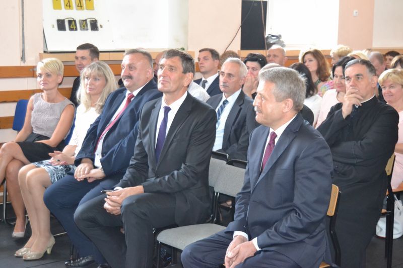 Zobacz zdjęcia z rozpoczęcia roku szkolnego w kolneńskich placówkach