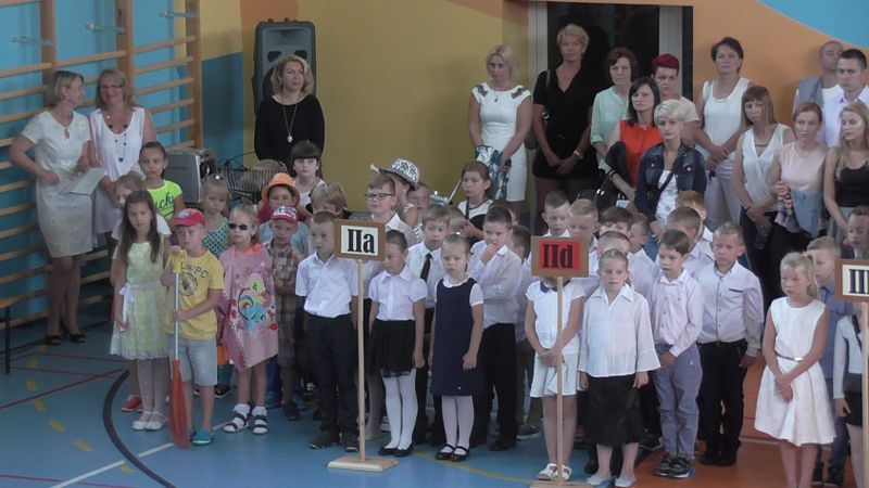 Zobacz zdjęcia z rozpoczęcia roku szkolnego w kolneńskich placówkach
