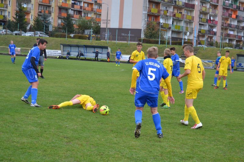 Znakomite widowisko piłkarskie z udziałem juniorów młodszych Orła