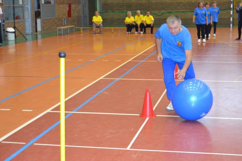?Ruszaj się, bo zardzewiejesz?. Sportowe emocje podczas kolneńskiej Senioriady