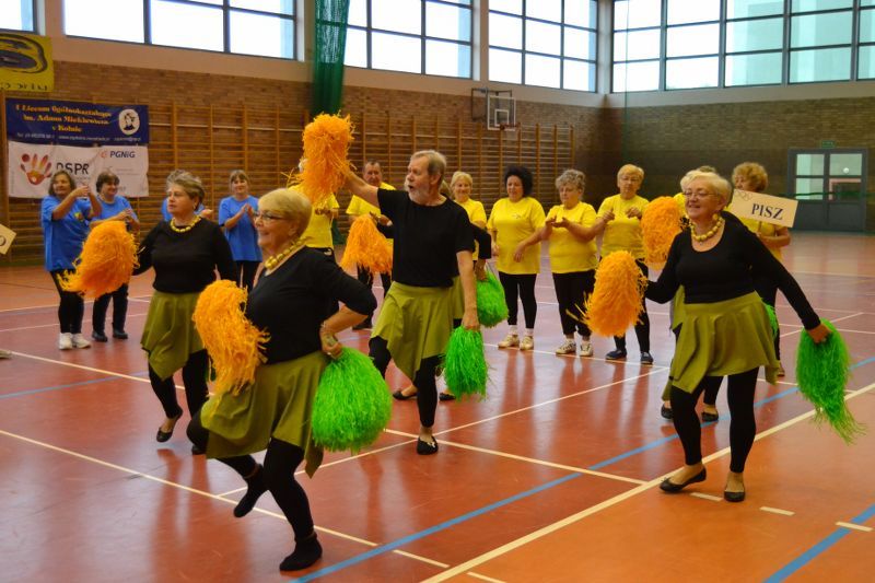 ?Ruszaj się, bo zardzewiejesz?. Sportowe emocje podczas kolneńskiej Senioriady