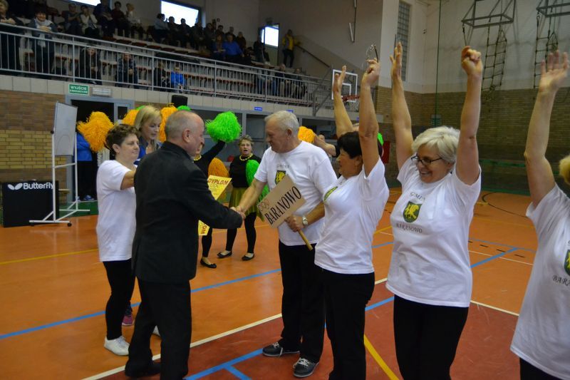 ?Ruszaj się, bo zardzewiejesz?. Sportowe emocje podczas kolneńskiej Senioriady