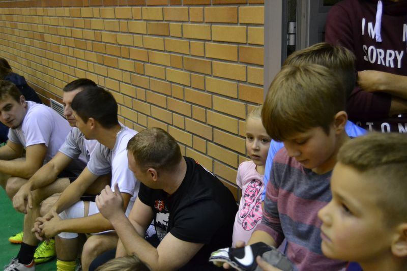 Za nami druga kolejka halówki. Dwa zespoły pauzowały