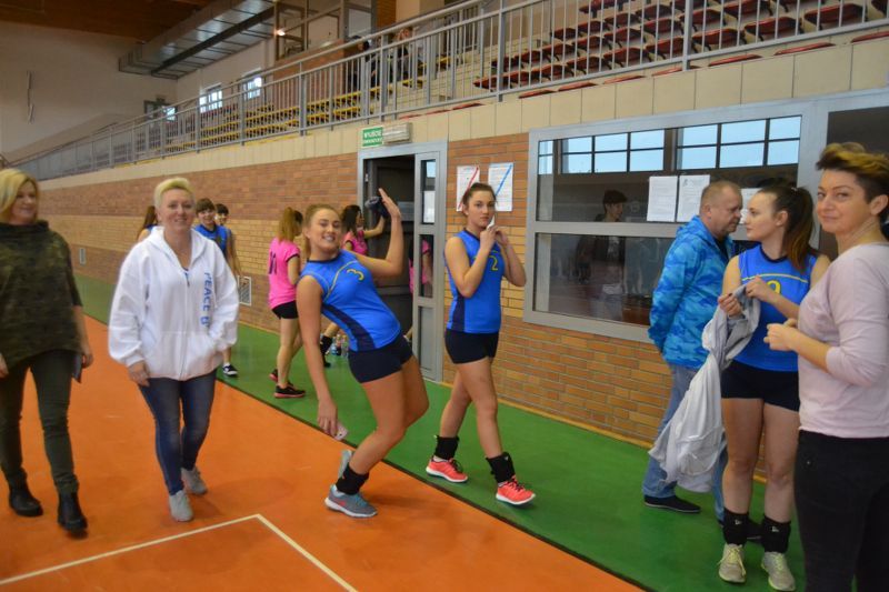 Siatkarki z Łomży wygrywają turniej. Karolina Karwowska najlepszą zawodniczką