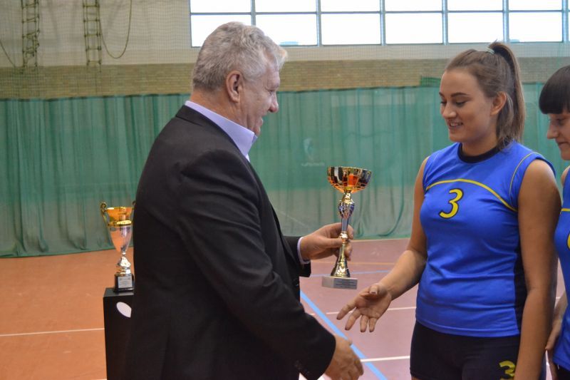 Siatkarki z Łomży wygrywają turniej. Karolina Karwowska najlepszą zawodniczką