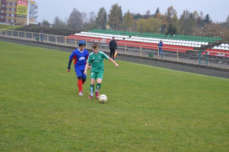 Młodziki Orła przegrywają mecz, ale grali  bez jednego zawodnika