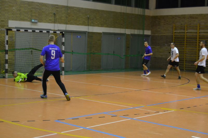 Czarny weekend lidera turnieju