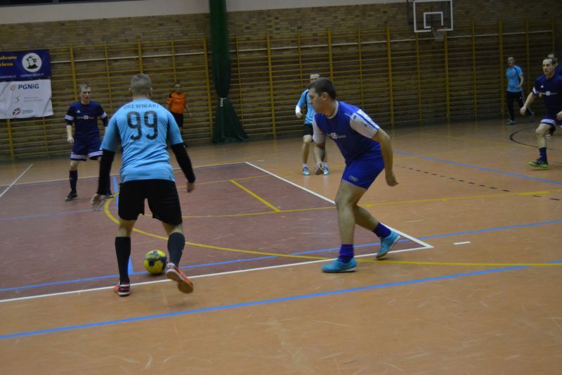 Czarny weekend lidera turnieju
