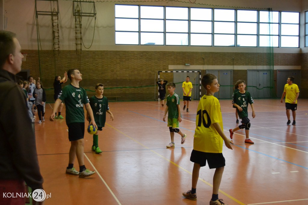 Turniej piłki ręcznej. Znakomite zawody
