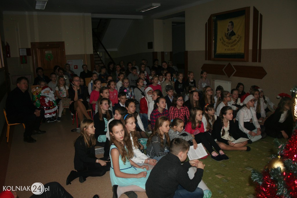 Wieczór Kolęd w Dwójce