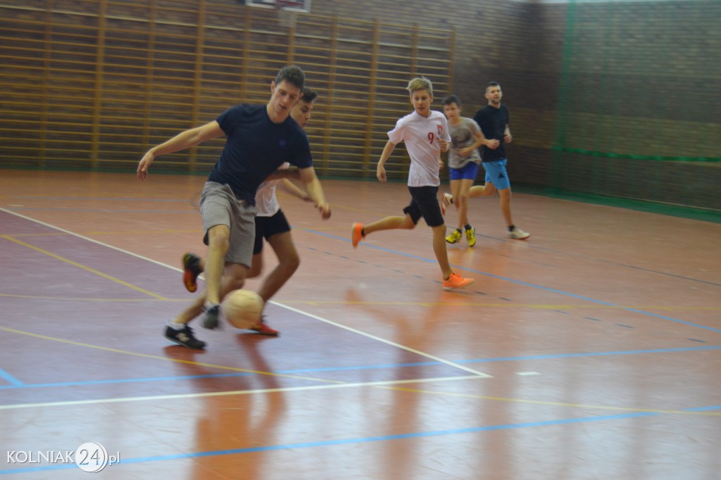 Zimowa Liga w Piłkę Nożną Drużyn Osiedlowych