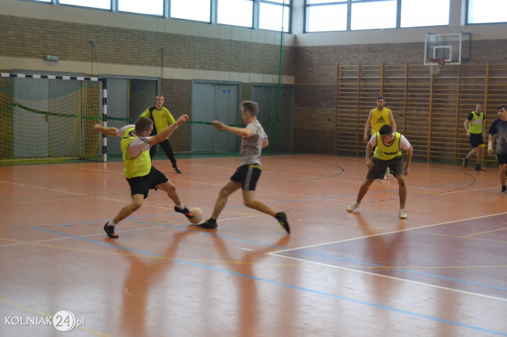 Zimowa Liga w Piłkę Nożną Drużyn Osiedlowych