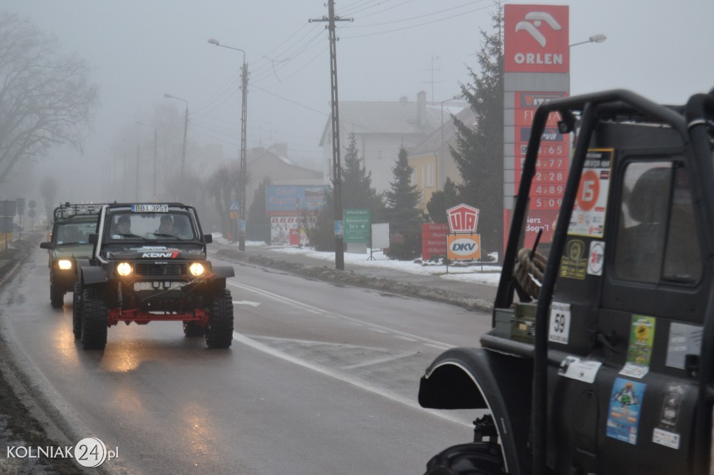 Przejazd samochodów terenowych przez Kolno