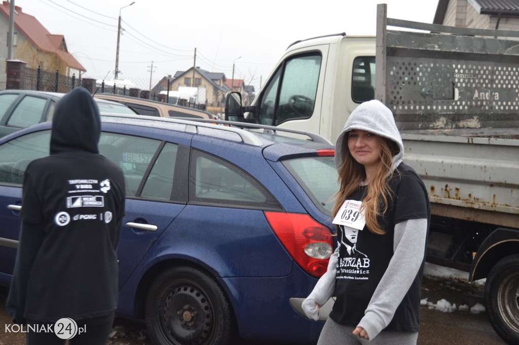 Tropem Wilczym w Zabielu