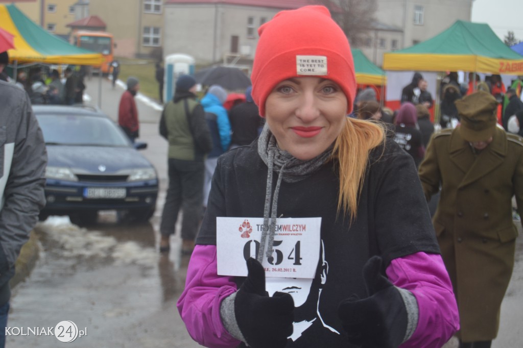 Tropem Wilczym w Zabielu