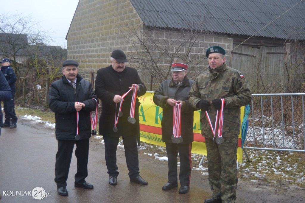 Tropem Wilczym w Zabielu