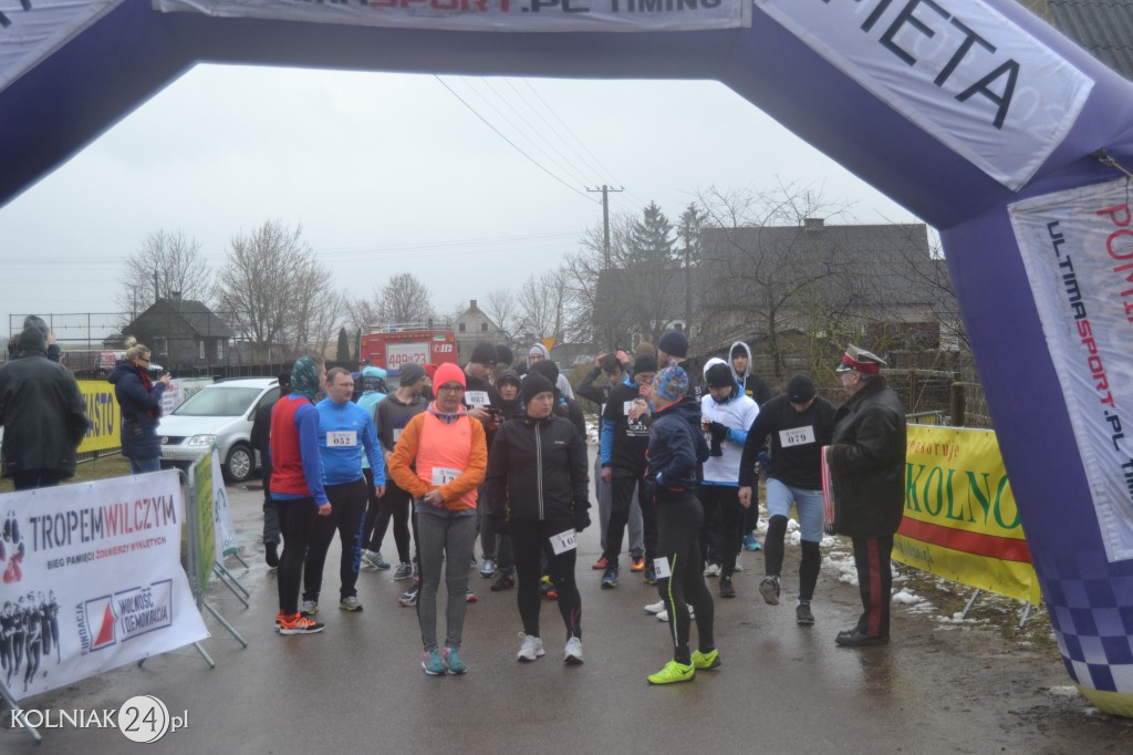 Tropem Wilczym w Zabielu