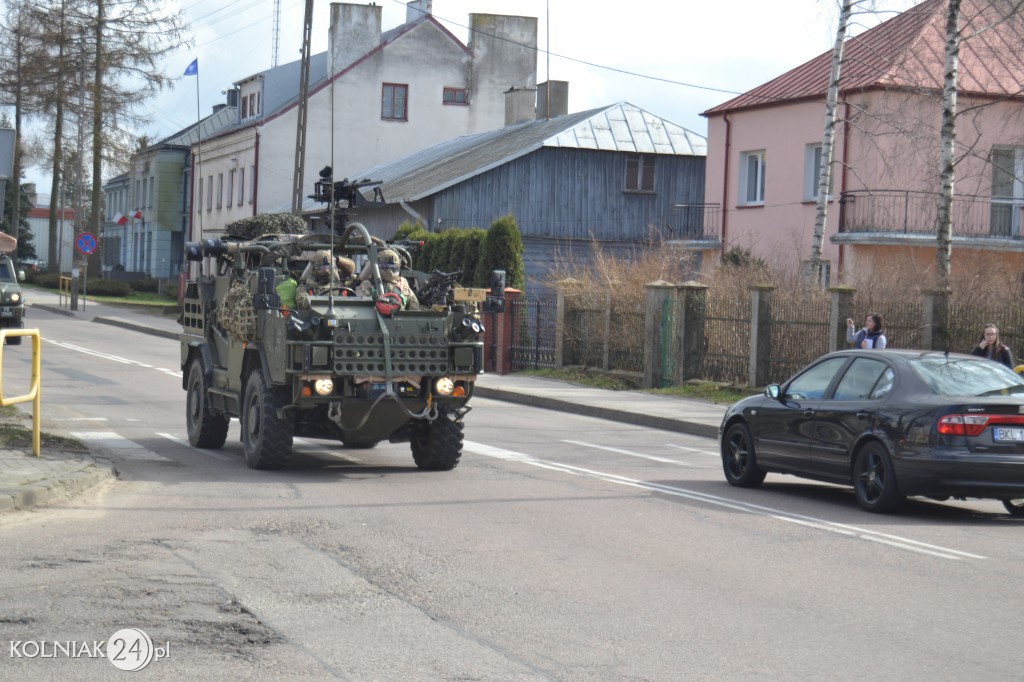 Przejazd grupy bojowej NATO przez Kolno