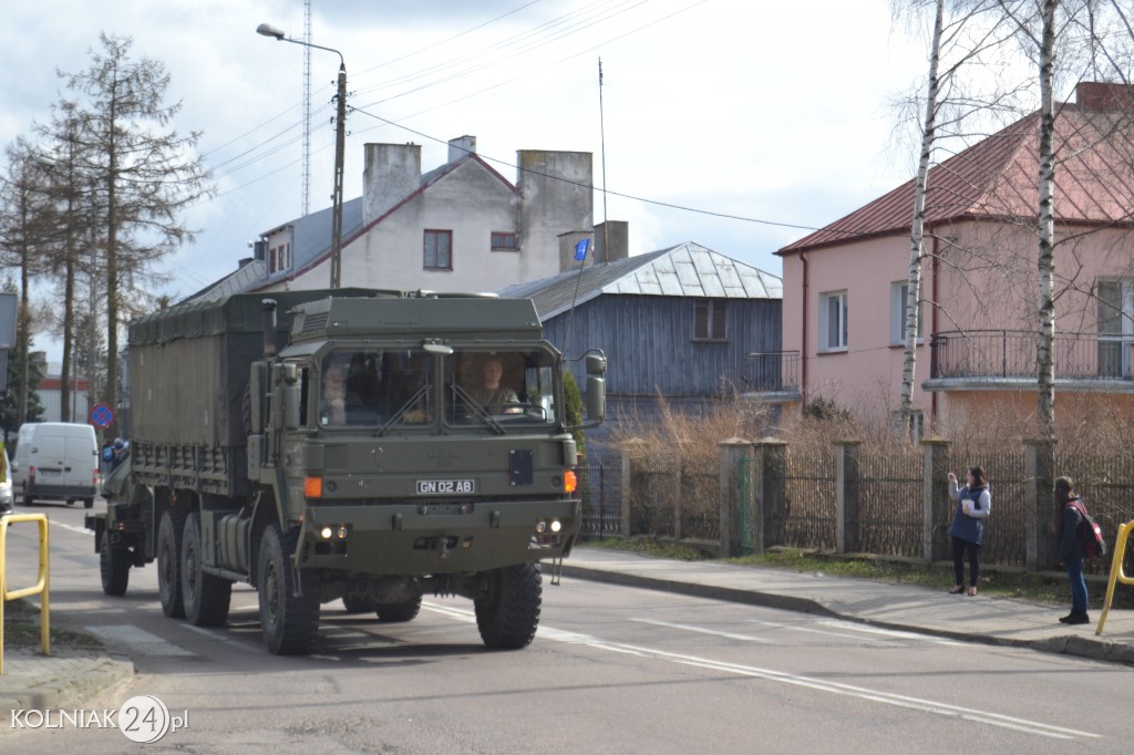 Przejazd grupy bojowej NATO przez Kolno