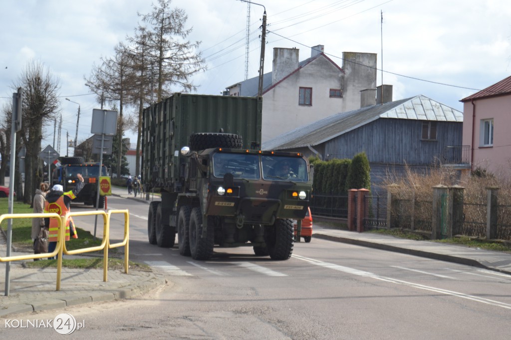 Przejazd grupy bojowej NATO przez Kolno