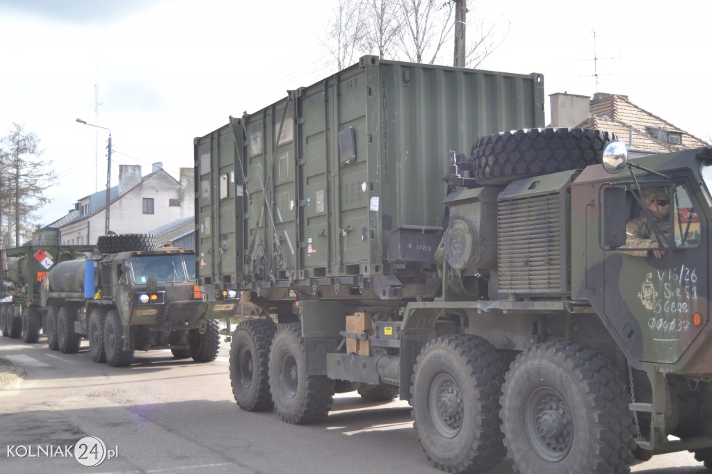 Przejazd grupy bojowej NATO przez Kolno