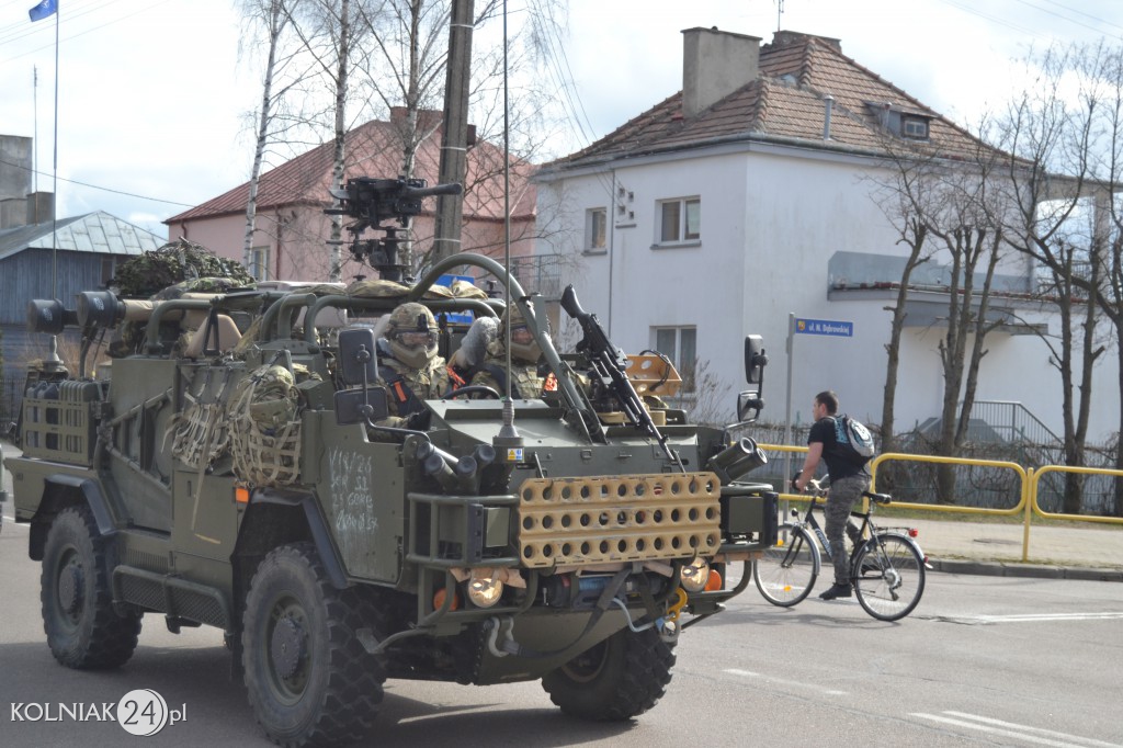 Przejazd grupy bojowej NATO przez Kolno