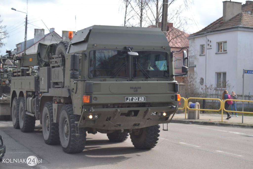 Przejazd grupy bojowej NATO przez Kolno