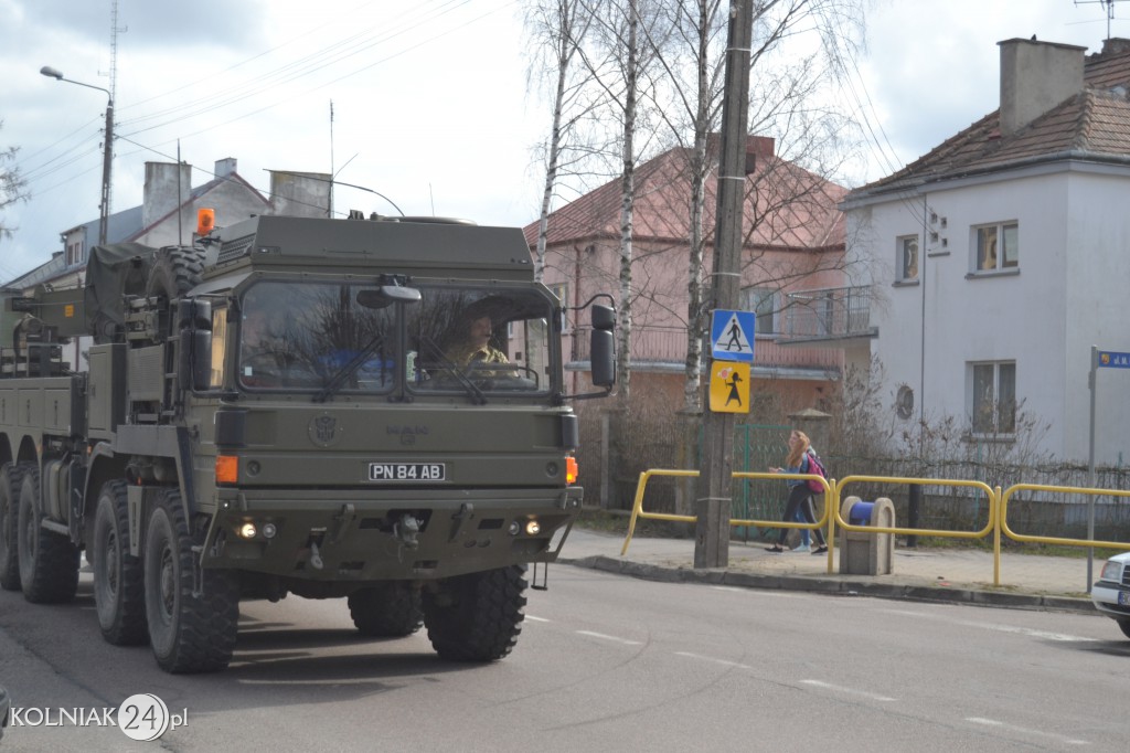 Przejazd grupy bojowej NATO przez Kolno