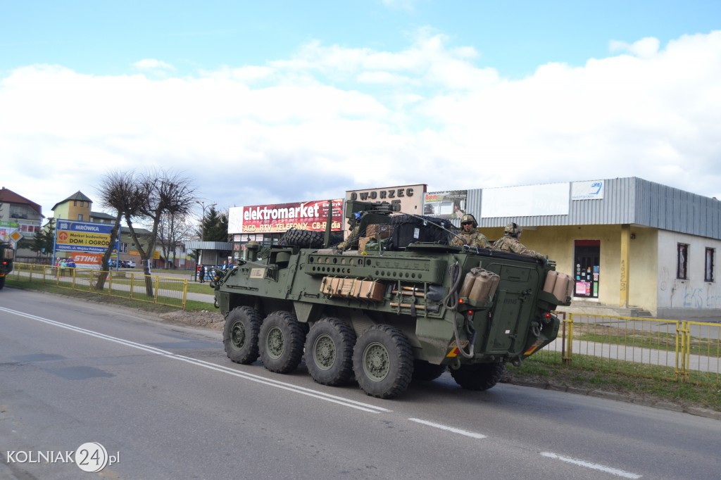 Przejazd grupy bojowej NATO przez Kolno