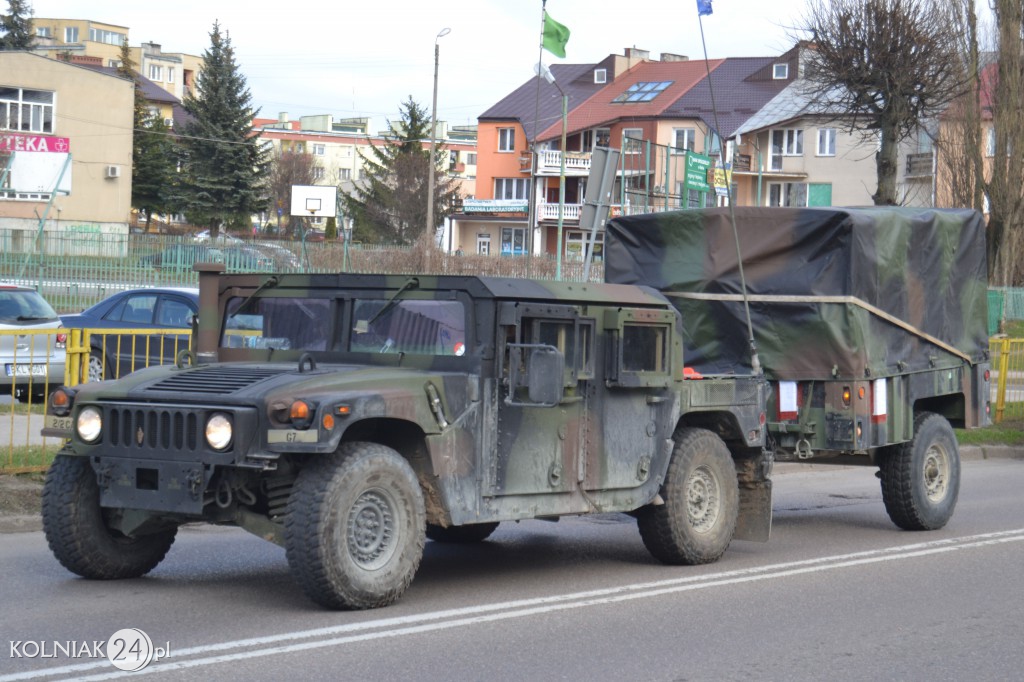 Przejazd grupy bojowej NATO przez Kolno