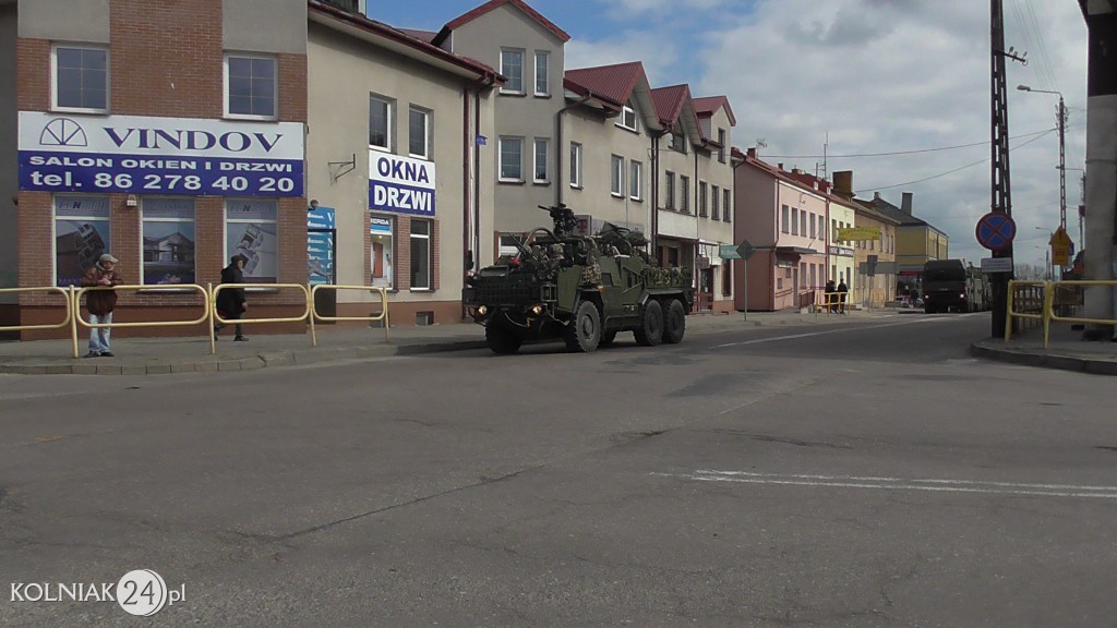 Przejazd grupy bojowej NATO przez Kolno