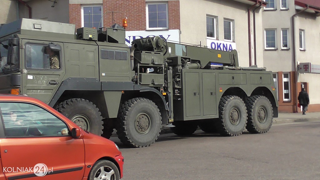 Przejazd grupy bojowej NATO przez Kolno
