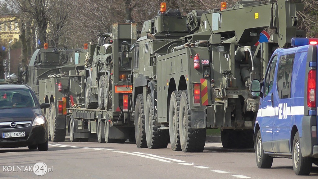 Przejazd grupy bojowej NATO przez Kolno