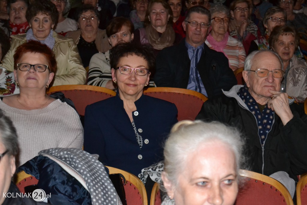 Kabaret: Przebojem przez życie