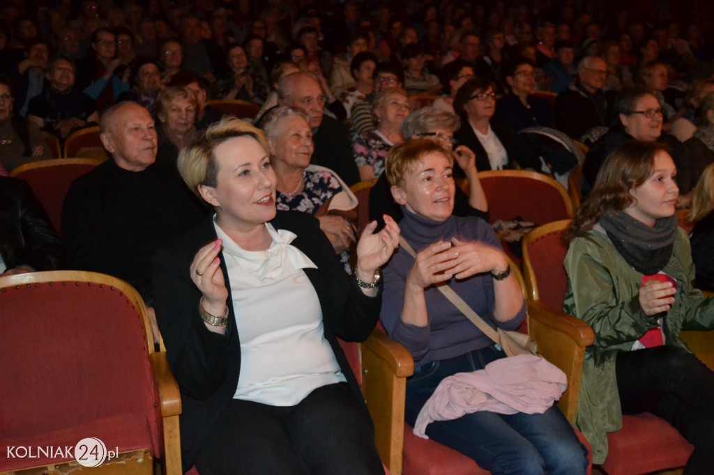 Kabaret: Przebojem przez życie