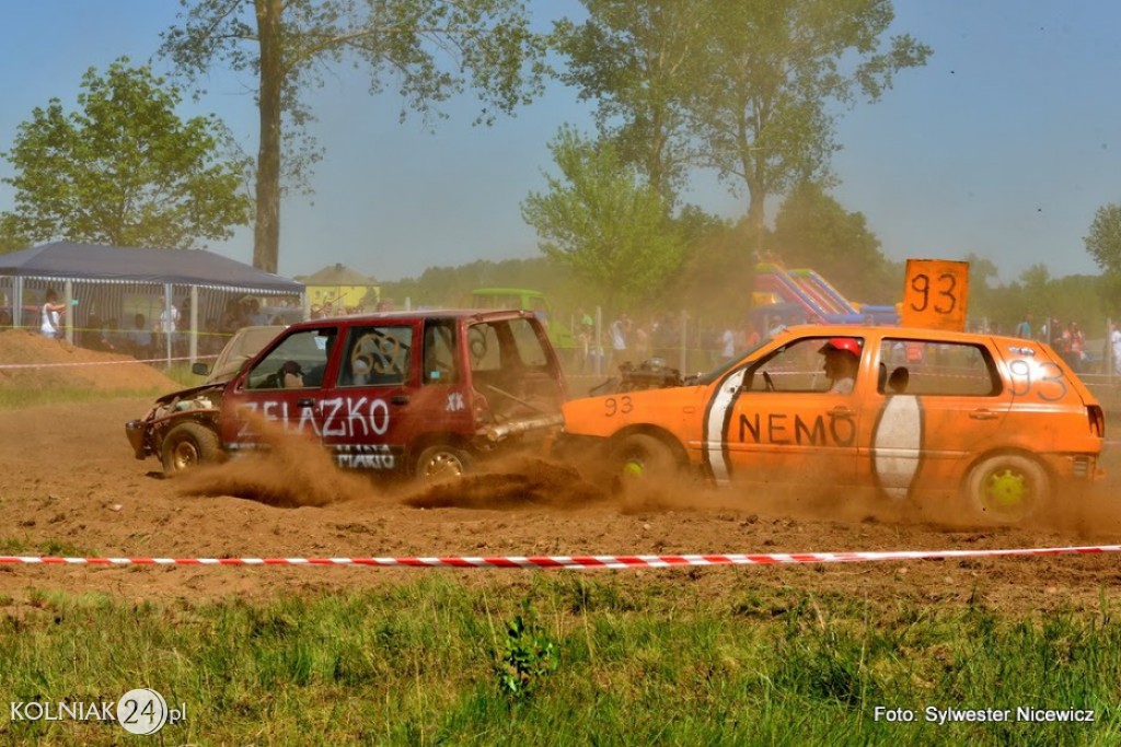 Wyścig  Wraków w Kątach