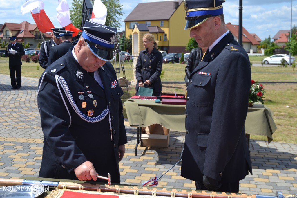Nadanie Sztandaru kolneńskiej PSP