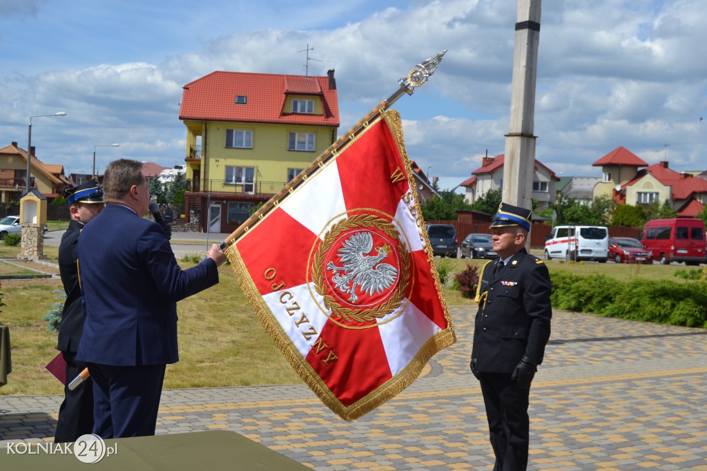 Nadanie Sztandaru kolneńskiej PSP