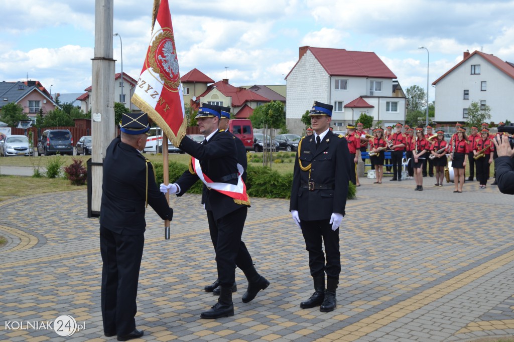 Nadanie Sztandaru kolneńskiej PSP