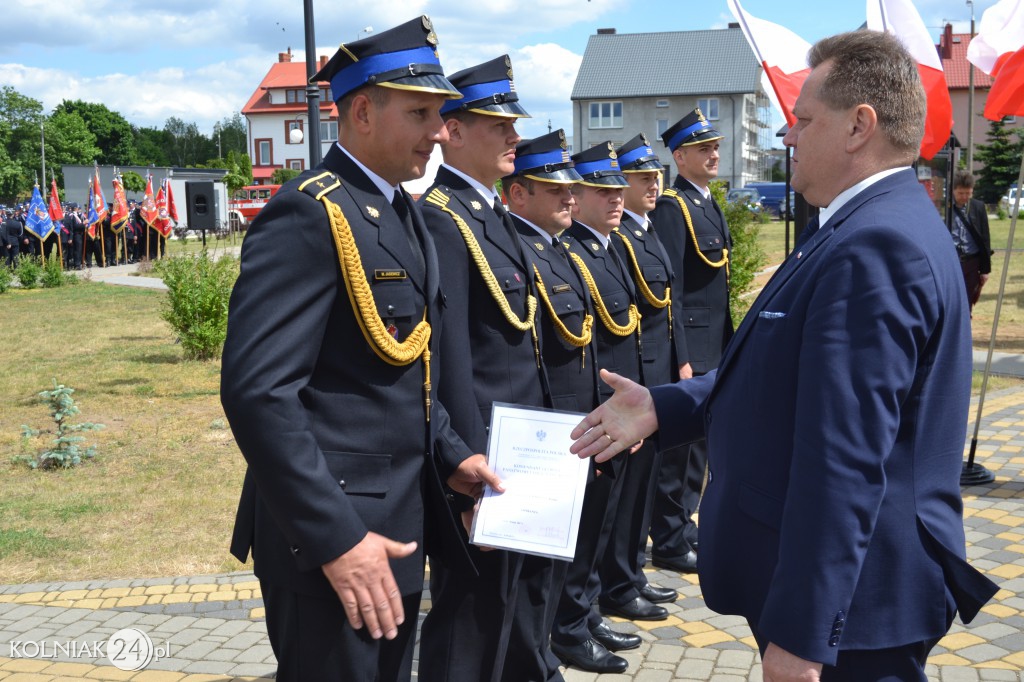 Nadanie Sztandaru kolneńskiej PSP