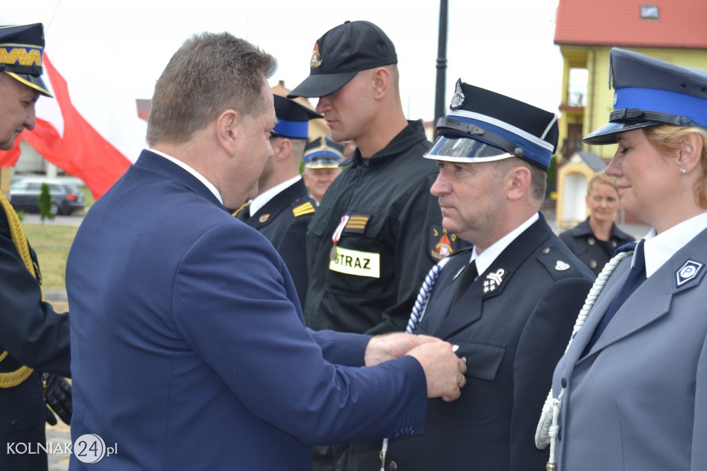 Nadanie Sztandaru kolneńskiej PSP