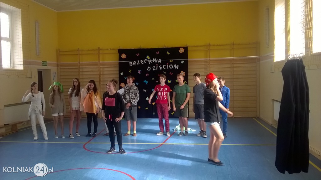 Spektakl w Zabielu