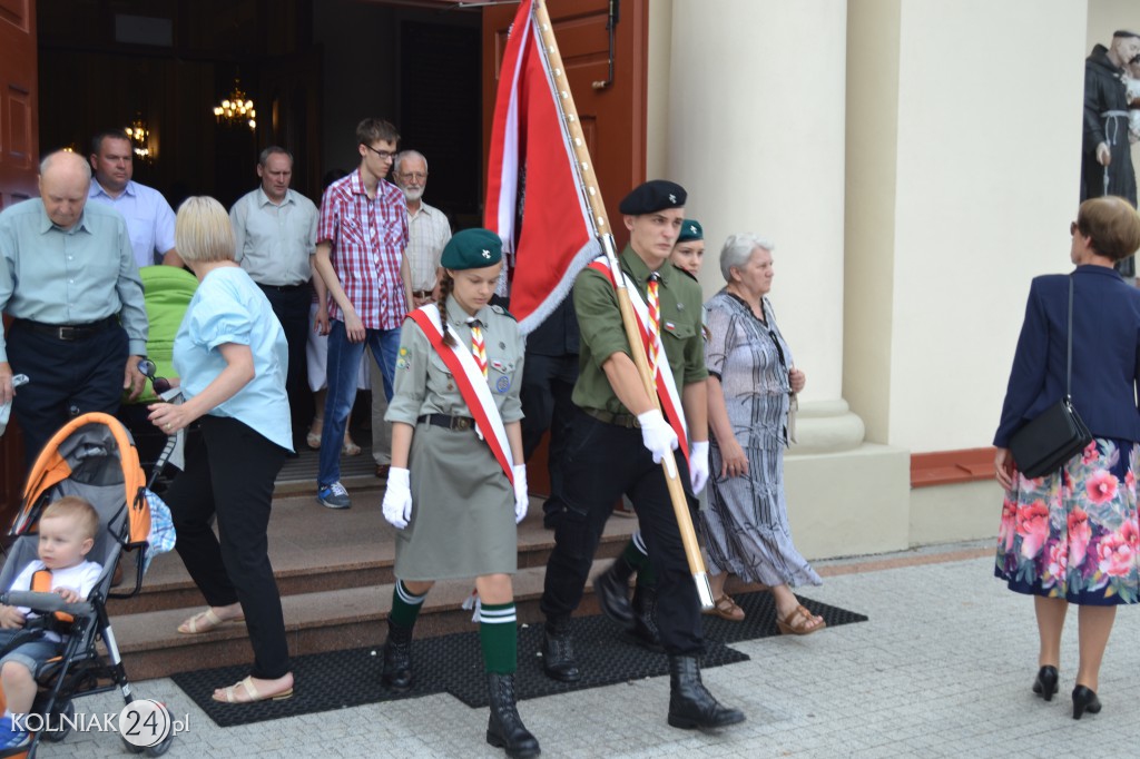 Nadanie sztandaru Hufcowi ZHP w Kolnie